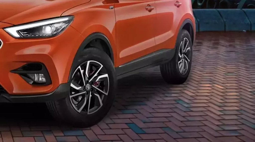 MG Astor SUV with Artificial Intelligence