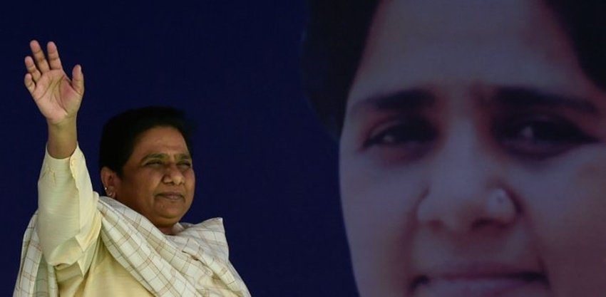 (यह भी पढ़ें: 'मायावती को छूकर हाथ गंदे नहीं करना चाहता', जब बसपा चीफ के लिए ऐसा कुछ बोल गए थे राजा भैया ) Photos: PTI And Social Media