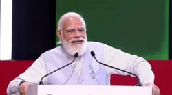 PM मोदी ने 9 लाख परिवारों को दिया 18 लाख दीये जलाने का होमवर्क, सोशल मीडिया पर आने लगे रिएक्शन