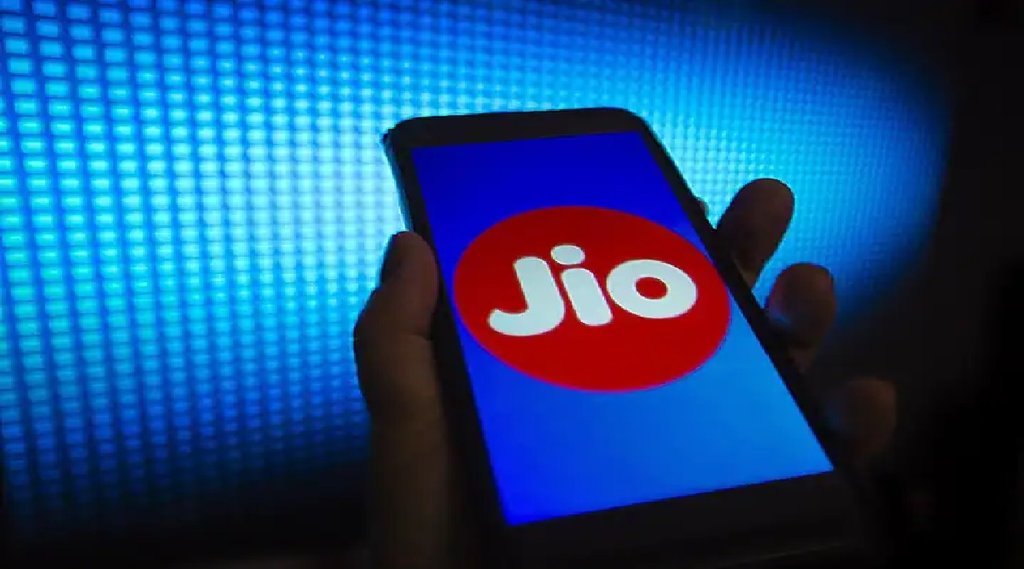 Reliance, Mukesh Ambani, Jio Mart, Small shopkeepers fear, Demonstrations from Maharashtra to Tamil Nadu against JIO