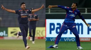 Shardul Thakur Axar Patel Delhi Capitals celebrate IPL 2021 T20 World Cup MS Dhoni
