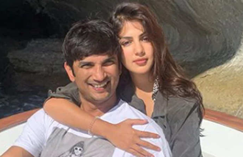 बॉलीवुड एक्टर सुशांत सिंह राजपूत की मौत का पहला निशाना रिया चक्रवर्ती ही बनी थीं।
