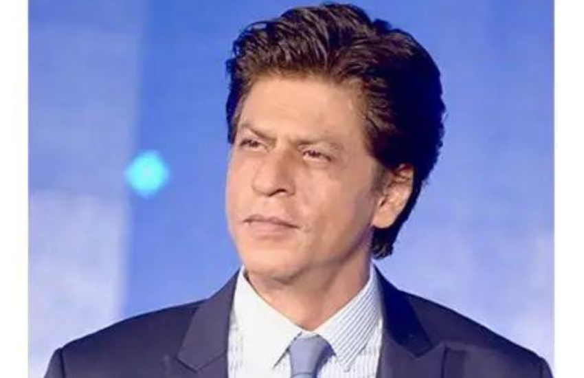सुशांत सिंह राजपूत के निधन के बाद शाहरुख खान का एक वीडियो वायरल हुआ था, जिसमें वो एक अवॉर्ड शो में सुशांत का मखौल बना रहे थे। इस वीडियो के चलते शाहरुख को काफी ट्रोल किया गया।