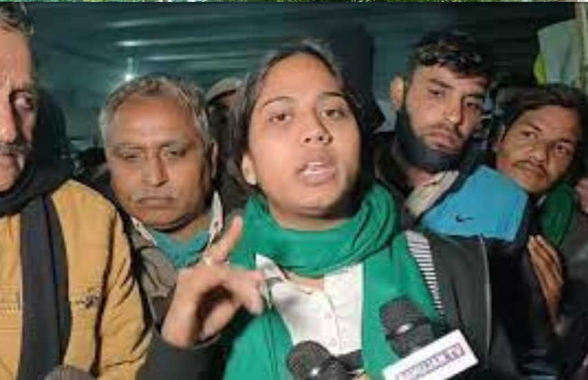 पूनम ने मीडिया इंटरव्ज में कहा था कि उन्हें कोई गुरेज नहीं है यह कहने में कि वह कभी सपना चौधरी की बाउंसर होती थी। बाउंसर खेल से जुड़े होते हैं और वह भी एक इंटरनेशनल शूटर रही हैं। 