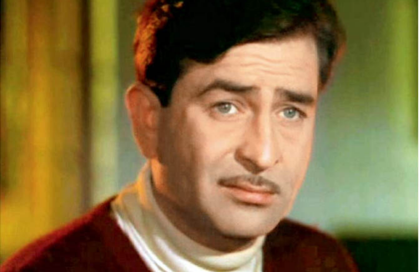 ‘मेरा नाम जोकर’ सबसे बड़ी फ्लॉप होने के बाद राज कपूर दिन-रात नशे में डूबे रहते थे। लेकिन एक दिन जब उन्हें होश आया तो उनके दिमाग में पहला नाम केए अब्बास का आया था। अब्बास राज कपूर के दोस्त और सबसे प्रिय राइटर थे।