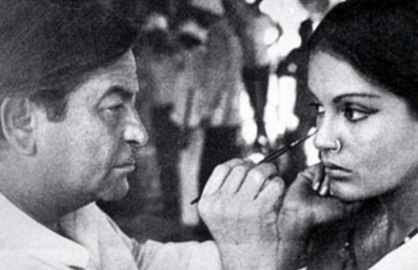 राज कपूर अब्बास से एक और फिल्म की कहानी लिखवाना चाहते थे। अब्बास ने राज के हालात को देखते हुए उनसे कहा कि वह तीन दिन में एक कहानी लिखकर देंगे।