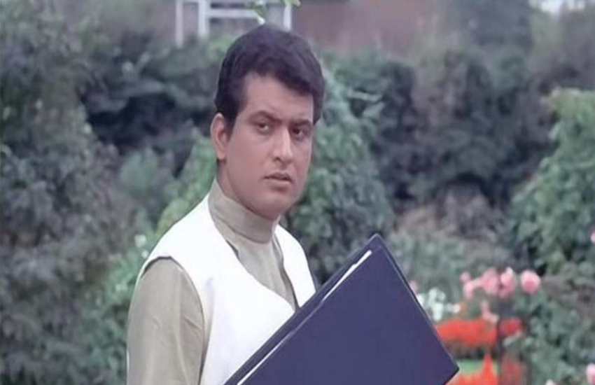 मनोज कुमार ने धर्मेंद्र से वादा किया कि वह उन्हें अच्छा ब्रेक दिलाएंगे। वह धैर्य रखे और इसके बाद धर्मेंद्र मनोज कुमार की जिद के आगे हार मान गए। इसे भी पढ़ें- देखिए, ट्रैजेडी किंग’ दिलीप कुमार की यादों में लिपटी ये बेहद अलग और दिल को छू लेने वाली तस्वीरें