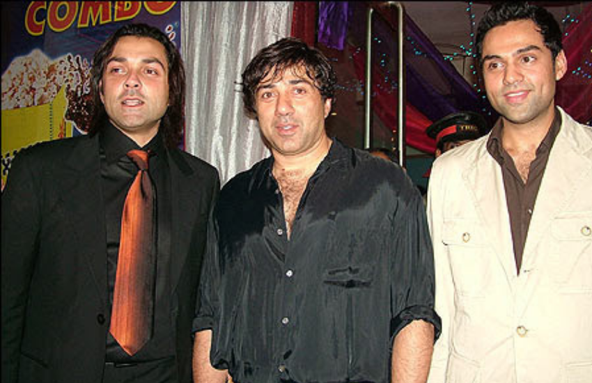 धर्मेंद्र के बेटे सनी दओल और बॉबी देओल से अभय हमेशा ही थोड़ा अलग रहे हैं। हालांकि, अभय परिवार से जुड़े हुए हैं और उसे हमेशा तवज्जो देते हैं। लेकिन ऐसी कौन सी परंपरा अभय ने तोड़ी है चलिए जानते हैं।