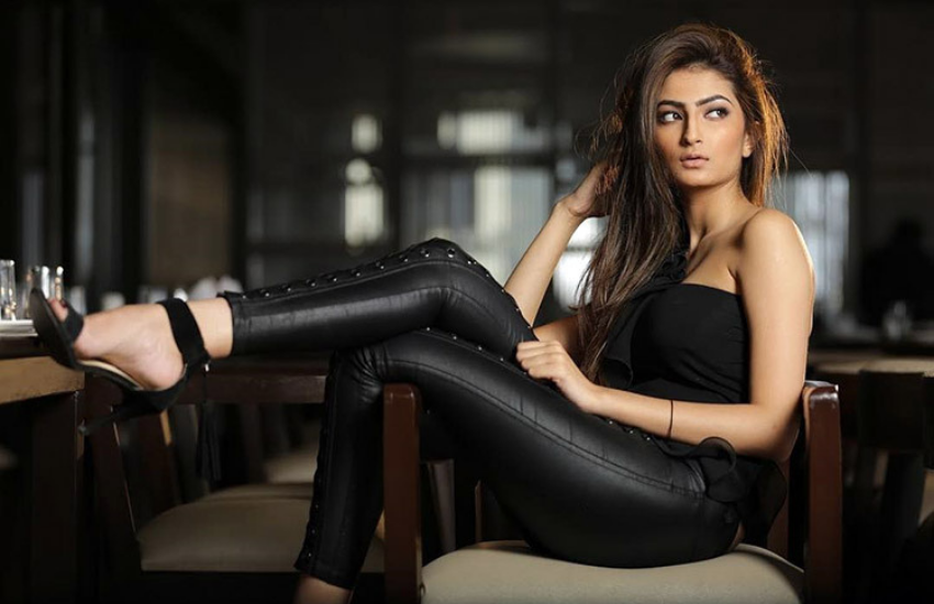 अभिनव से श्वेता को एक बेटा रेयांश हुआ, लेकिन ये शादी भी लंबी नहीं चल सकी। श्वेता अपनी बेटी के बाद अब बेटे की परवरिश भी अकेले कर रही हैं।