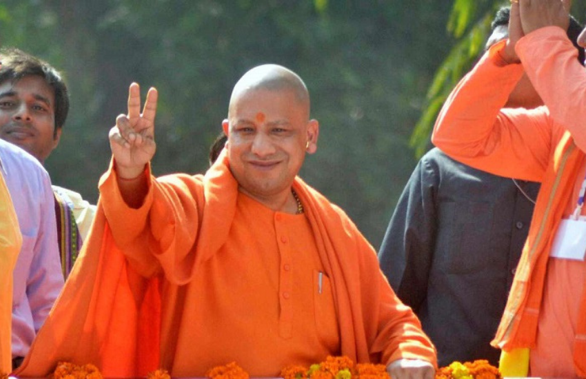2014 में पुराने गोरखपुर इलाके में जामा मस्जिद सड़क बंद किए जाने को लेकर हो रहे विरोध- प्रदर्शन में भी योगी कूद पड़े थे। उन्होंने खुद पुराने शहर जाकर बंद सड़क को खुलवाया था।