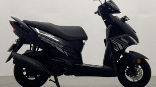 Second hand Yamaha Ray ZR