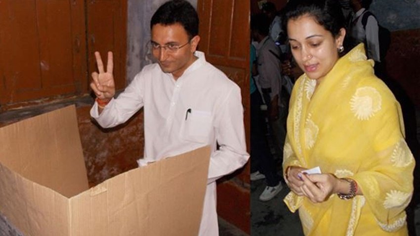 जितिन प्रसाद पहली बार 2007 में नेहा सेठ से मिले थे। शादी से पहले दोनों ने करीब 4 साल तक एक दूसरे को डेट किया। (यह भी पढ़ें: बृजेश सिंह से मुख्तार अंसारी तक, आपस में कट्टर दुश्मन हैं यूपी के ये 8 राजनेता)