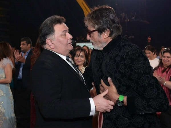 बता दें कि अमिताभ बच्चन हों या ऋषि कपूर, सभी ने अपने इंटरव्यू में बताया था कि वह अपनी फिल्मों में काम करने के लिए अपने ही कपड़े पहनते थे।