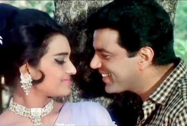 साल 1965 में धर्मेंद्र और आशा पारेख फिल्म ‘आए दिन बहार के’ की शूटिंग कर रहे थे। शूटिंग दार्जलिंग में चल रही थीं। इसे भी पढ़ें- धर्मेंद्र ने जब रियल मैनहुड की बताई थी क्वालिटी, हेमा मालिनी से शादी के बाद हुआ था इस एक्ट्रेस से प्यार