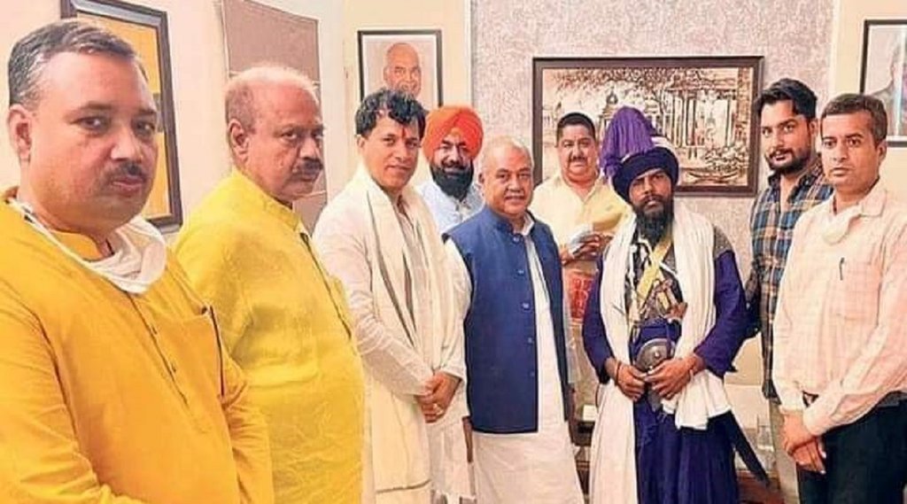 agriculture minister meeting with nihang chief, singhu border, farmer protest