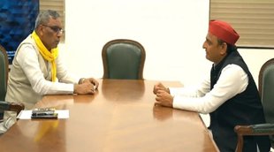 akhilesh with rajbhar, up election, sp, sbsp,