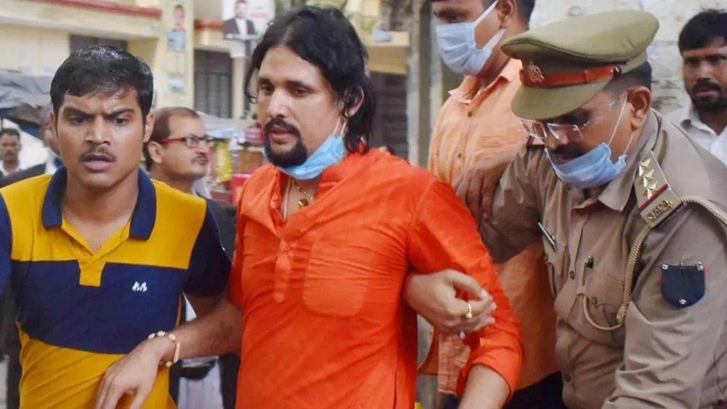 प्रयागराज की सीजेएम कोर्ट ने महंत नरेंद्र गिरी की संदिग्ध मौत के मामले में आनंद गिरी सहित तीनों आरोपी का पॉलीग्राफ टेस्ट कराने से इनकार कर दिया है। (फोटो: पीटीआई)