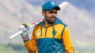 former-pakistan-cricketer-salman-butt-slammed-his-own-team-captain-babar-azam-for-his-tactics-used-in-t20-world-cup-2021-warm-up-match