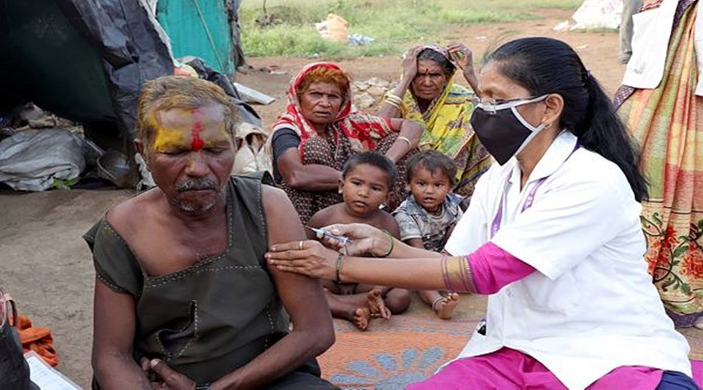 भारत में लगी कोरोना वैक्सीन की 100 करोड़ डोज। फोटो- एक्सप्रेस आर्काइव