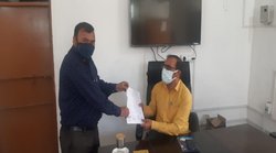 जम्मू-कश्मीरः सात सरपंचों के साथ 30 पंचों ने दिया इस्तीफा, बीजेपी सरकार पर लगाया आवाज दबाने का आरोप