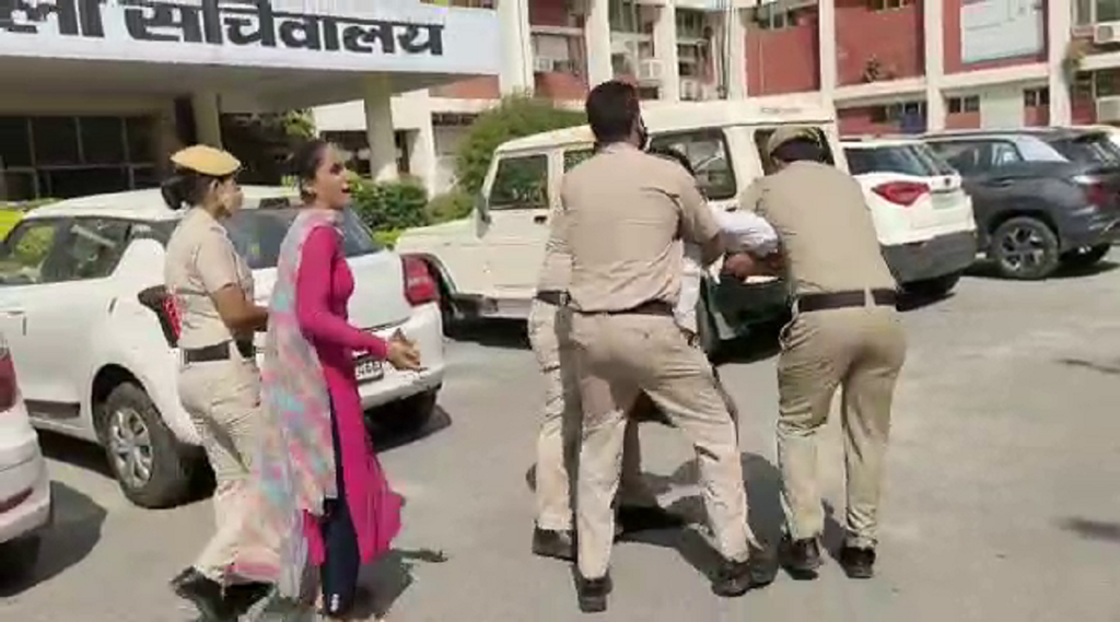 karnal police viral video, haryana crime, karnal, karnal crime