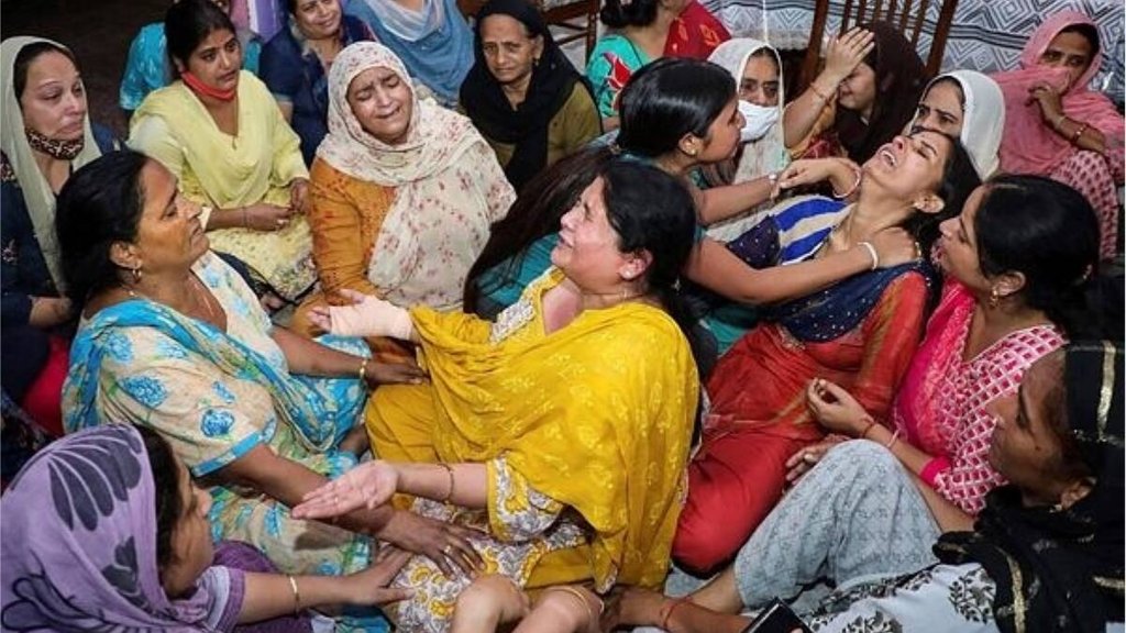 Murder in kashmir, Teacher murder Photo kashmir