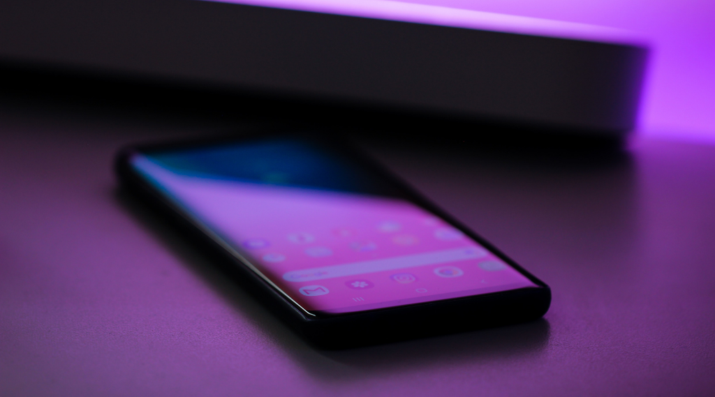 mobile phones, amazon, mad deals