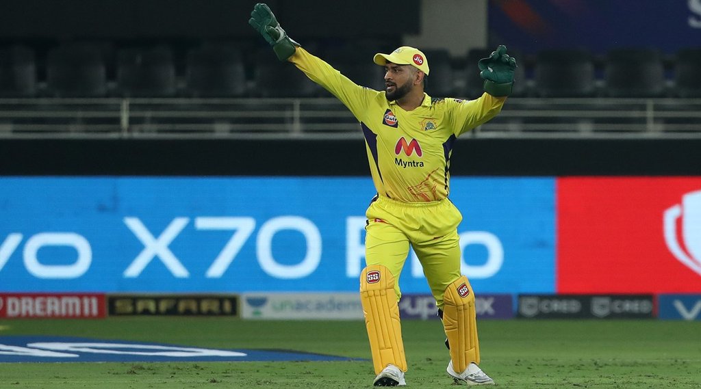 ms-dhoni-clears-that-he-still-have-not-left-for-csk-after-presentation-ceremony-in-ipl-2021-final-hopes-to-be-back-in-chepauk-next-year-in-ipl-2022