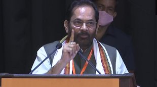 mukhtar abbas naqvi, bjp minority wing, pm awas yojna