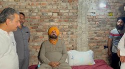 लखीमपुर मामले पर सिद्धू ने लिया मौन व्रत, बोले- जब तक टेनी का बेटा अरेस्ट नहीं होता, तब तक करता रहूंगा हड़ताल