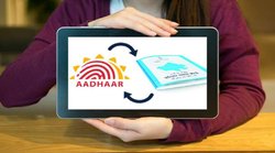 Ration Card: अपने आधार को राशन कार्ड से ऐसे करें लिंक, फिर उठाएं इस योजना का मुफ्त में लाभ