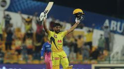IPL 2021: ऋतुराज गायकवाड़ ने ठोका ताबड़तोड़ शतक, ऑरेंज कैप से लेकर CSK के सबसे युवा शतकवीर का रिकॉर्ड किया अपने नाम