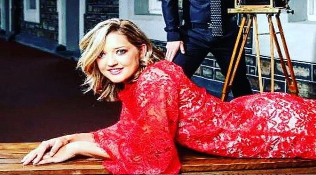 sarah-taylor-famous-for-without-clothes-photoshoot-former-england-women-cricketer-becomes-assistant-coach-for-men-t10-abu-dhabi-team