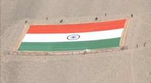 world largest tiranga, world largest Khadi national flag, leh, laddakh