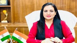 मैगज़ीन पढ़कर लिया था IAS बनने का फैसला, पिता की एक सलाह से ही मिल गई थी सोनल गोयल को UPSC में कामयाबी