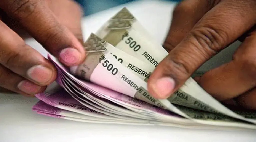 7th Pay Commission: ये कर्मचारी न पा सकेंगे इंक्रीमेंट के एरियर का फायदा, जानिए क्यों? (File Photo)