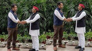 Jayant with akhilesh, akhilesh with jayant photo