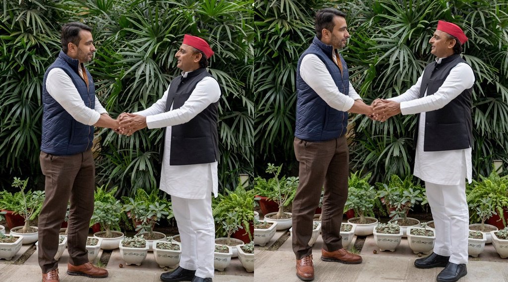 Jayant with akhilesh, akhilesh with jayant photo