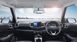 मात्र 7 लाख में आती है देश की बेस्ट सेलिंग SUV जिसे 30 दिन में 10 हजार से ज्यादा लोगों ने खरीदा, पढ़ें पूरी डिटेल