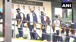 Indian and New Zealand cricket teams reach Kanpur Green Park International stadium