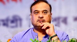 ‘हिजाब और नकाब में क्या फर्क होता है ये भी नहीं जानते’- असम के मुख्यमंत्री के बयान पर लोग ऐसे ले रहे हैं मजे