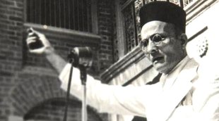 Veer Savarkar, Hunger strike, Bhagat Singhs companions, British, Historian at AAJTAK