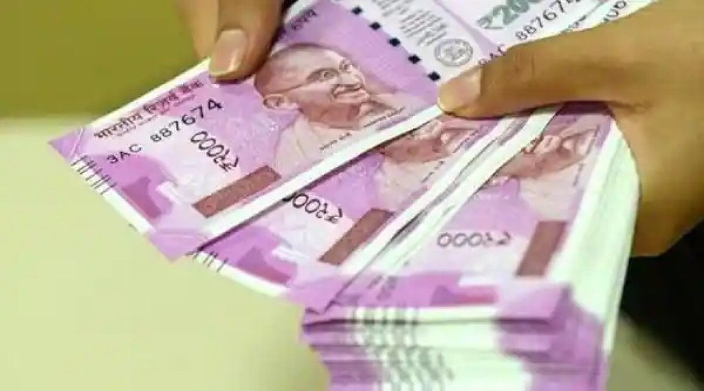LIC के इस प्‍लान में हर महीने 6000 रुपये का निवेश आपको दिलाएगा 28 लाख (File Photo)