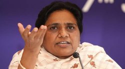 यूपी की मंत्री ने बीएसपी को कहा बहुजन समाजवादी पार्टी तो भड़क गए पार्टी के नेता