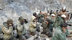 ट्विटर चीन में बैन, पर भारत को धमकाने के लिए PLA ले रही सोशल मीडिया कंपनी का सहारा, भारत ने किया हाईअलर्ट