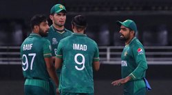 ‘ये दोस्ती हम नहीं तोड़ेंगे,’ ऑस्ट्रेलिया के खिलाफ मैच गंवाने के बाद बाबर आजम ने साथी खिलाड़ियों से मांगी खास चीज; देखें Video