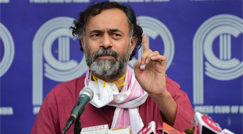 Yogendra yadav photo jansatta, yogendra PTI