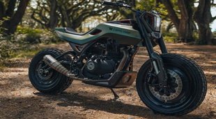 Royal Enfield , Scram 411, Himalayan ADV,