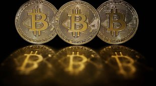 Bitcoin, Dogecoin