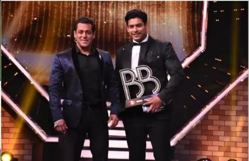 बिग बॉस 14 के विनर सिद्धार्थ शुक्ला भी एक टास्क के दौरान छीना झपटी और धक्का मुक्की के दौरान घायल हो गए थे और उनके हाथ में चोट लग गई थी। Photos: Social Media